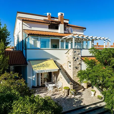 Sebastiana 12 Persone Villa *