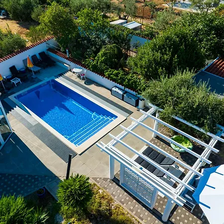 Sebastiana 12 Persone Βίλα Μεντουλίν